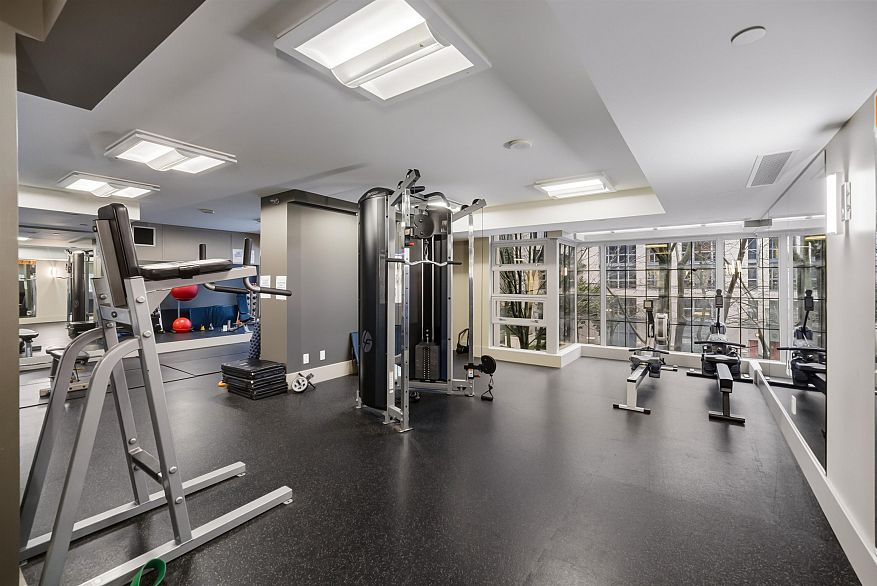 805 1255 Seymour Street