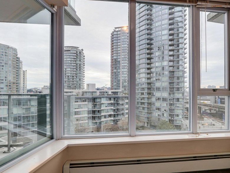 1006 188 Keefer Place