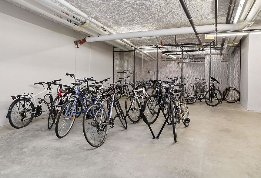 804 4888 Nanaimo Street