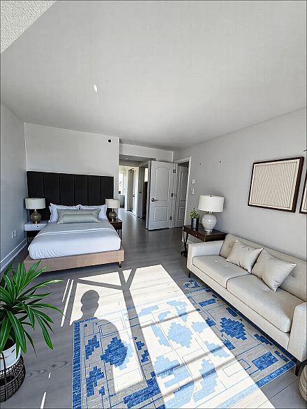 1803 867 Hamilton Street