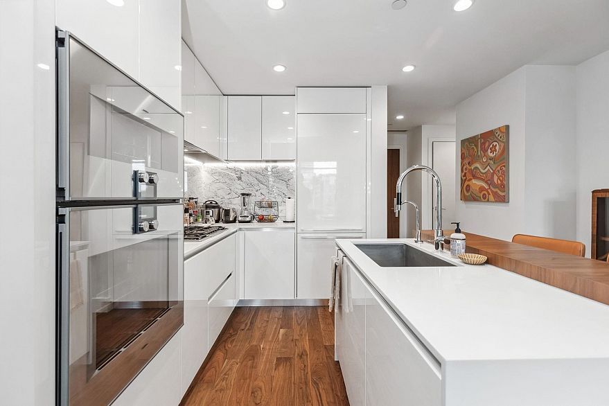 405 389 W 59th Avenue