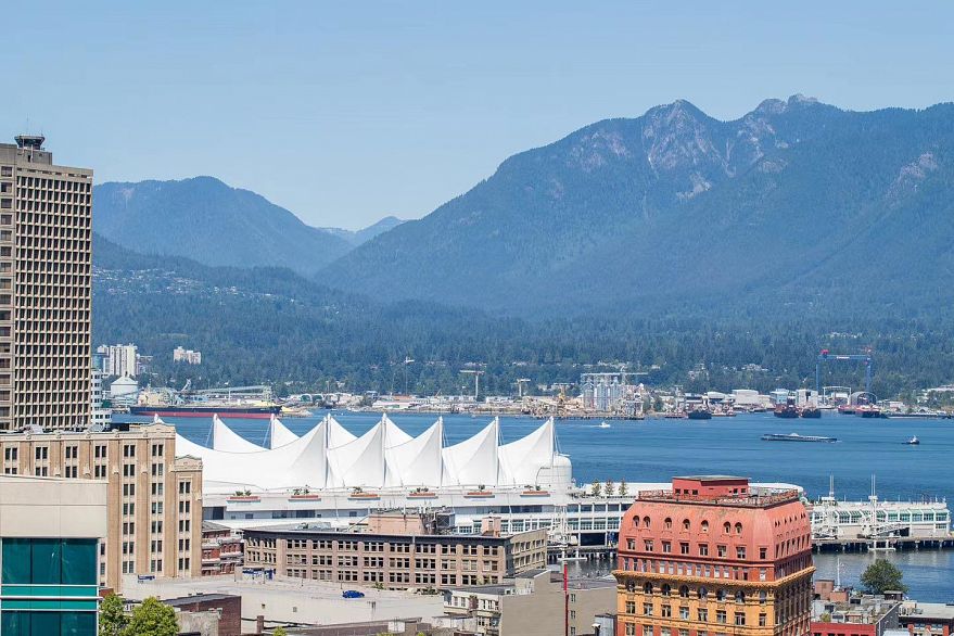 2706 602 Citadel Parade