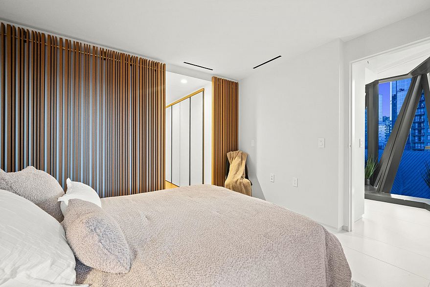 703 1033 Nelson Drive