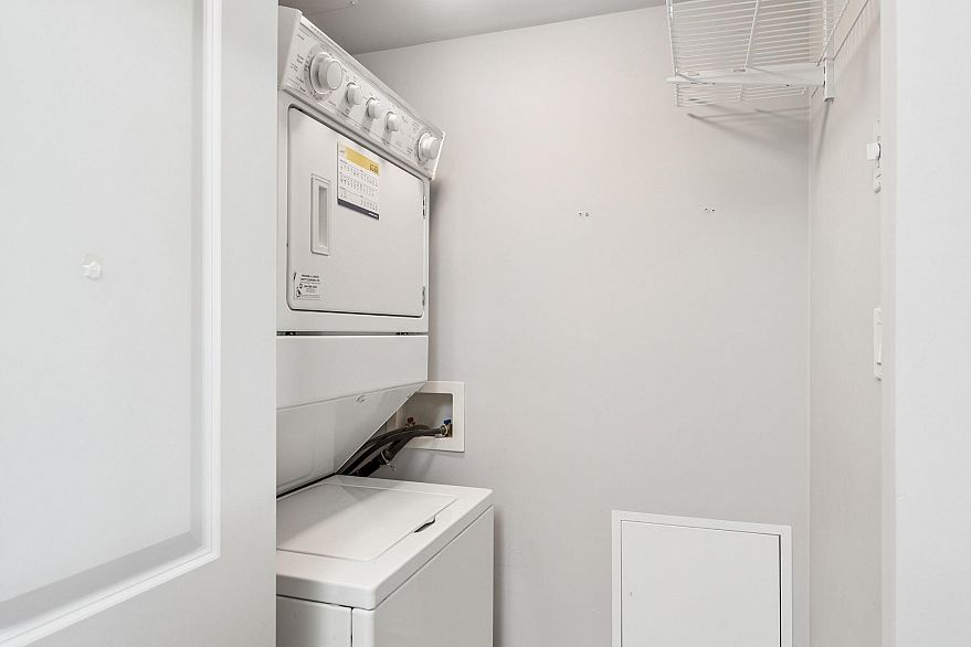 901 3520 Crowley Drive