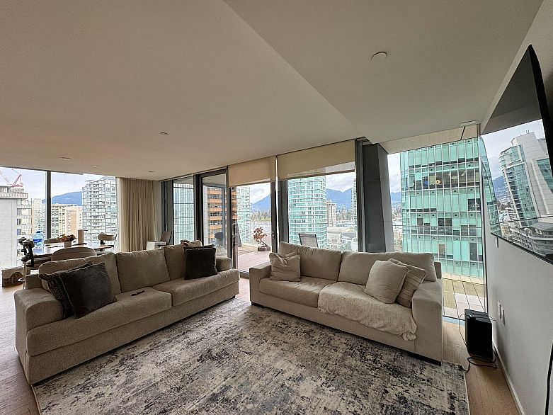 1103 1568 Alberni Street