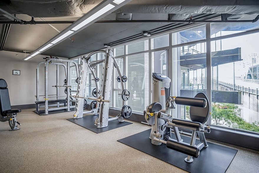 3005 1372 Seymour Street