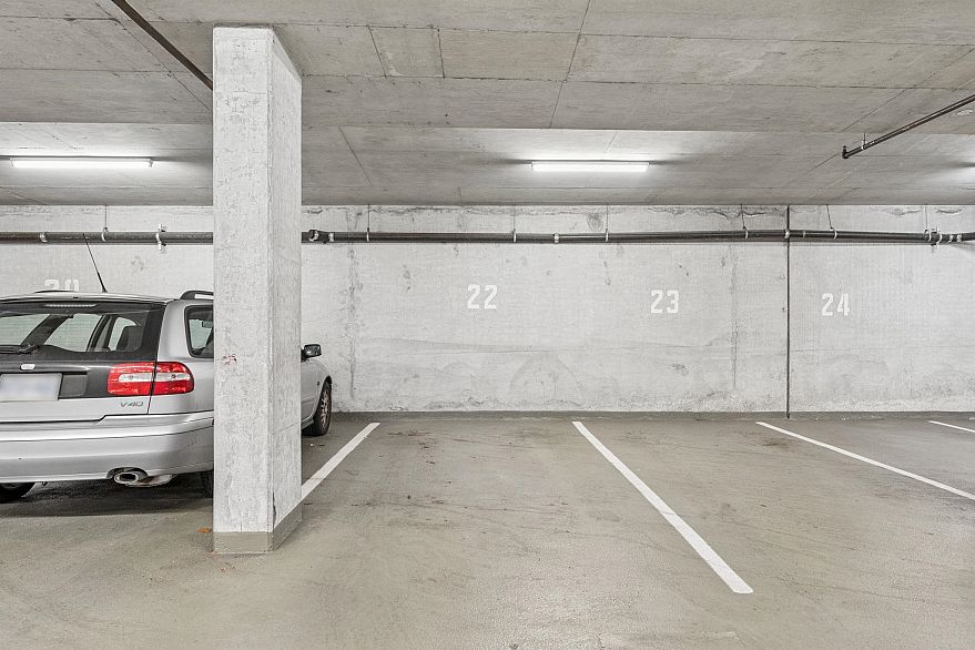 901 3520 Crowley Drive