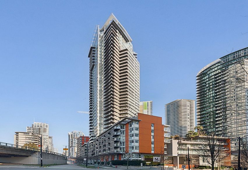 3005 1372 Seymour Street