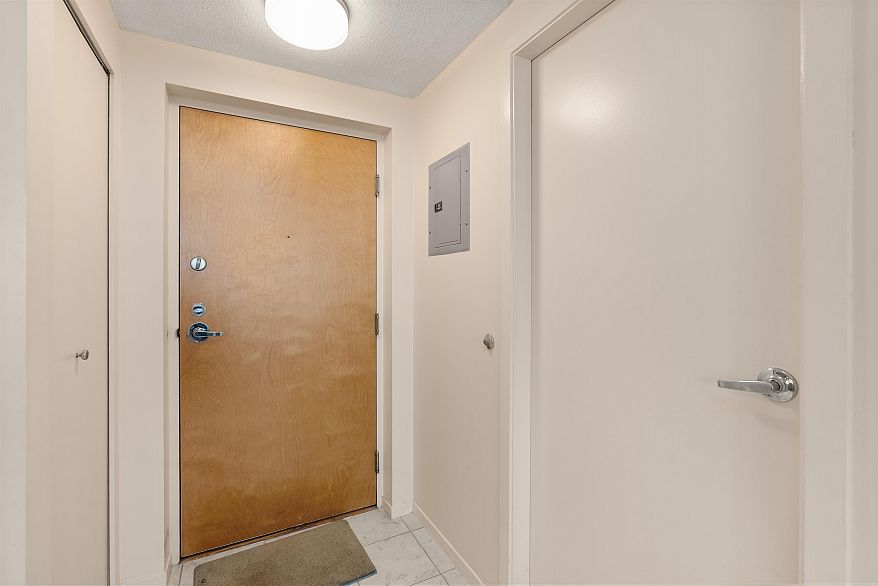 1607 1277 Nelson Street