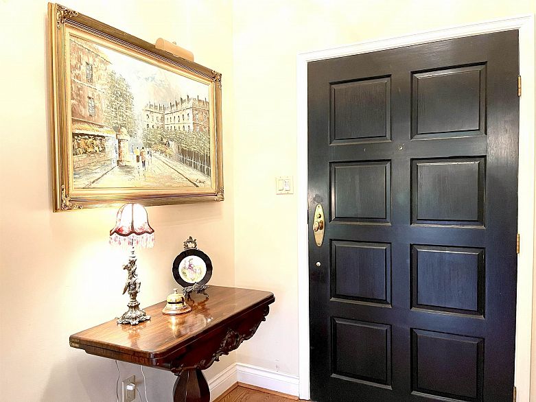 6786 Blenheim Street