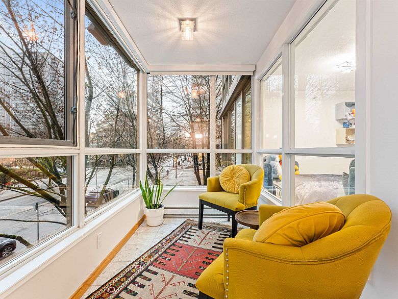 306 1328 W Pender Street