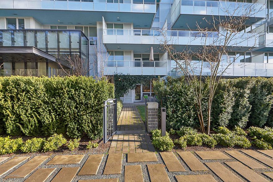 101 5608 Berton Avenue