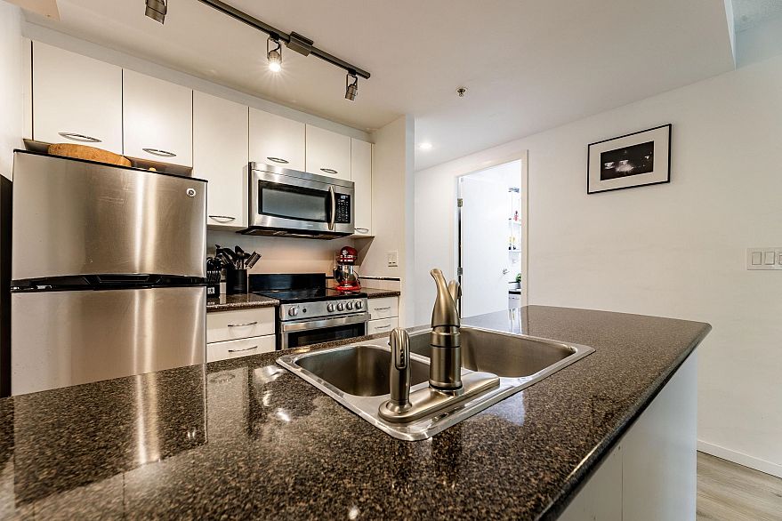 509 1331 West Georgia Street