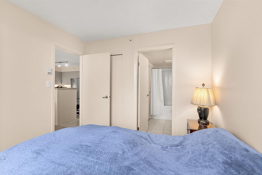 1607 1277 Nelson Street