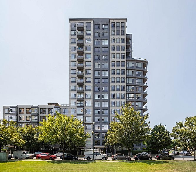 901 3520 Crowley Drive