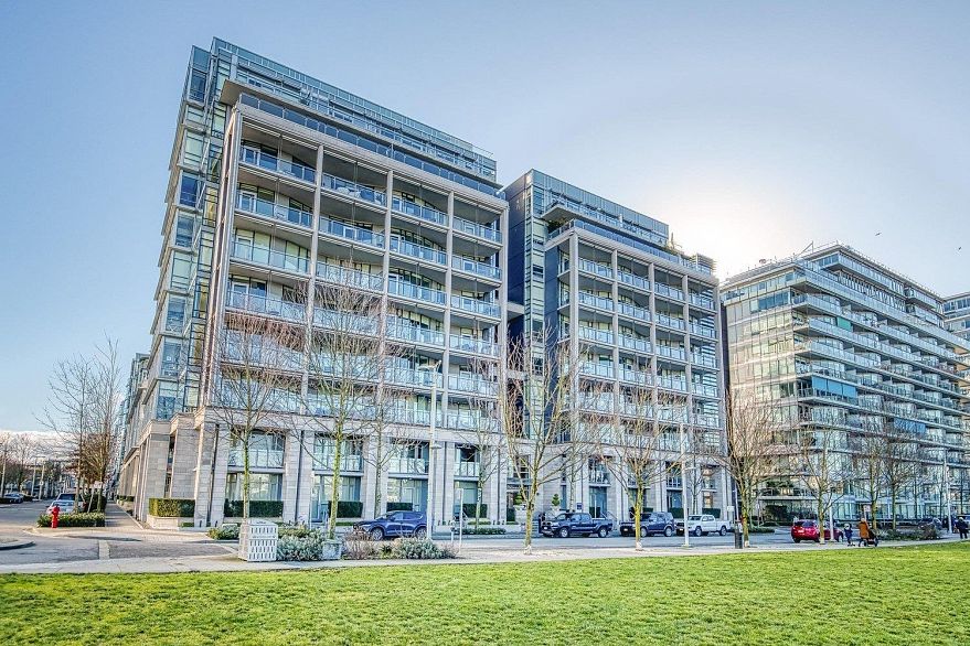 310 1616 Columbia Street