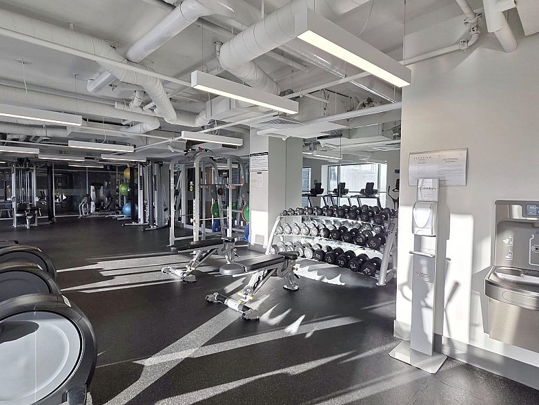 1503 3430 S E Kent Avenue