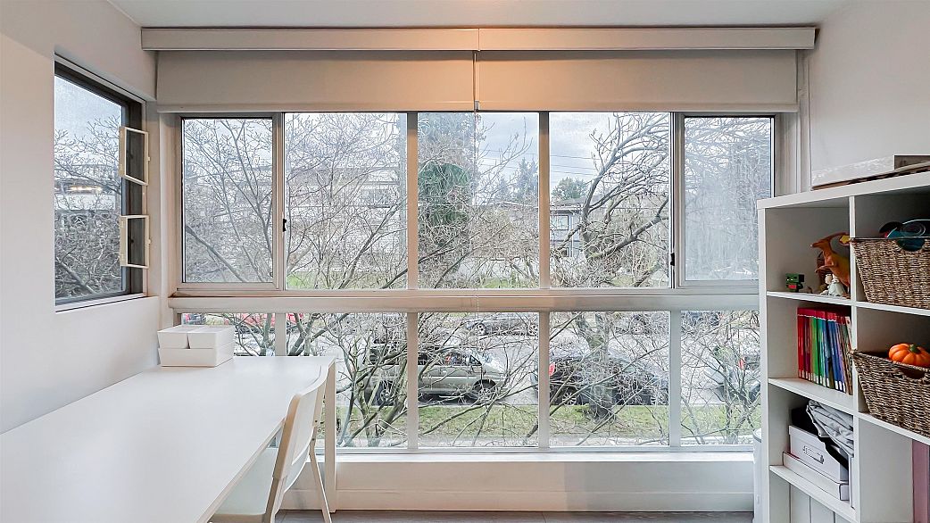 309 2211 Wall Street