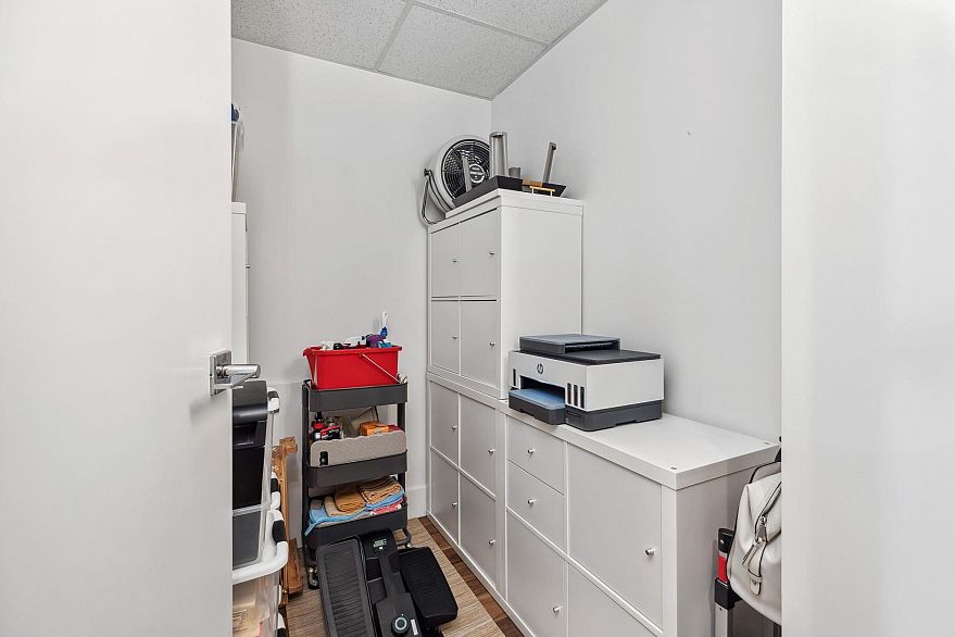 405 389 W 59th Avenue