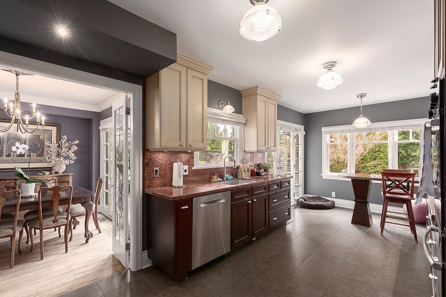 6137 Mccleery Street