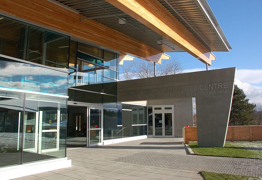 804 4888 Nanaimo Street