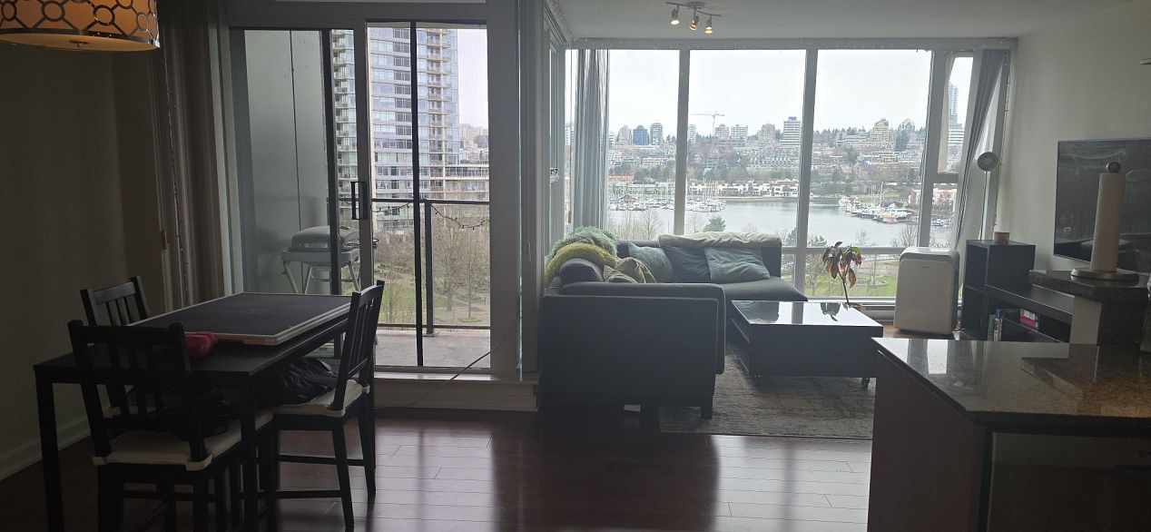 805 583 BEACH CRESCENT, Vancouver BC V6Z 3E6