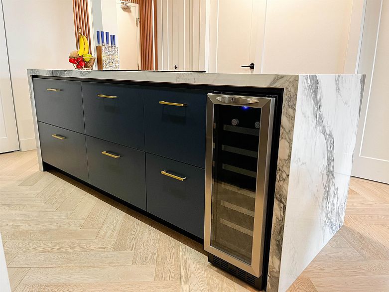 B307 1331 Homer Street