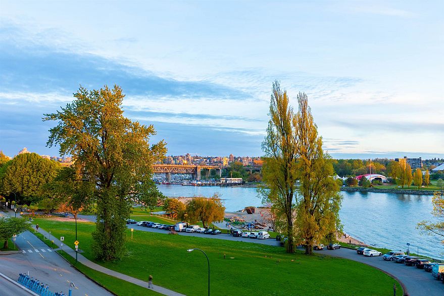 PH 1403 Beach Avenue