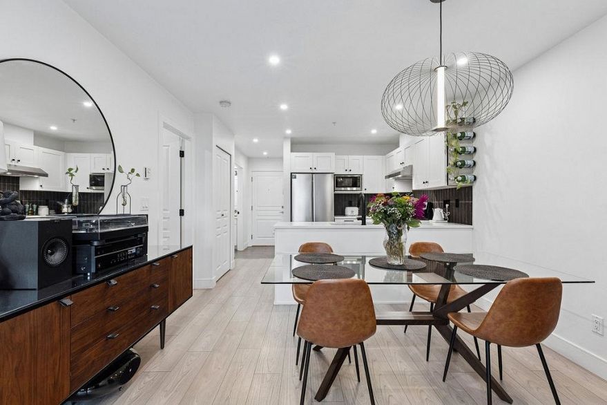 232 4550 Fraser Street