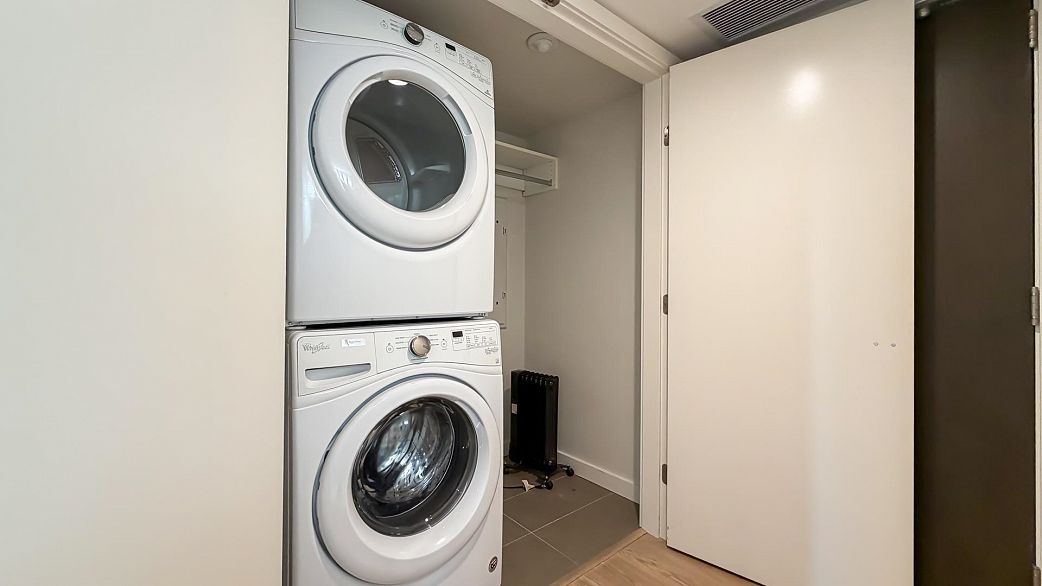 505 8189 Cambie Street