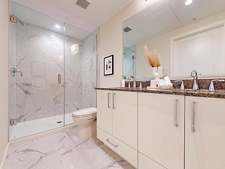 1207 1708 Ontario Street