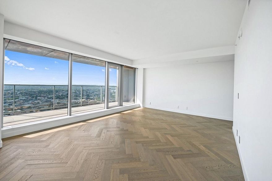 5601 1480 HOWE, Vancouver BC V6Z 0G5