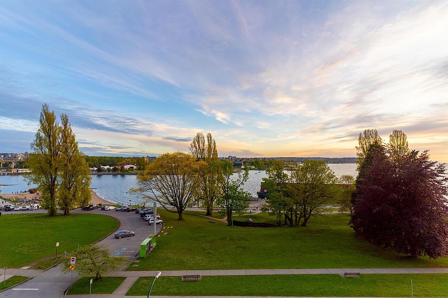 PH 1403 Beach Avenue