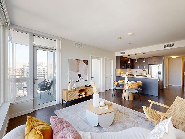 1207 1708 Ontario Street