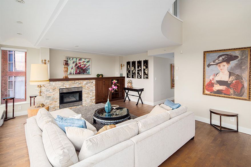 PH 1403 Beach Avenue