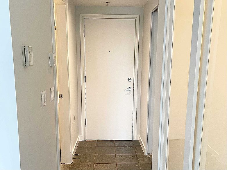 1402 1068 Hornby Street