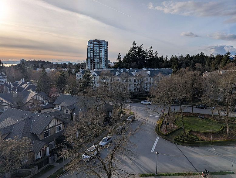 901 5615 Hampton Place