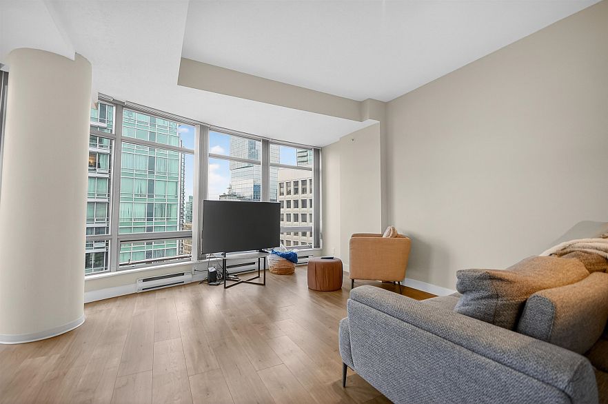 2205 1200 Alberni Street