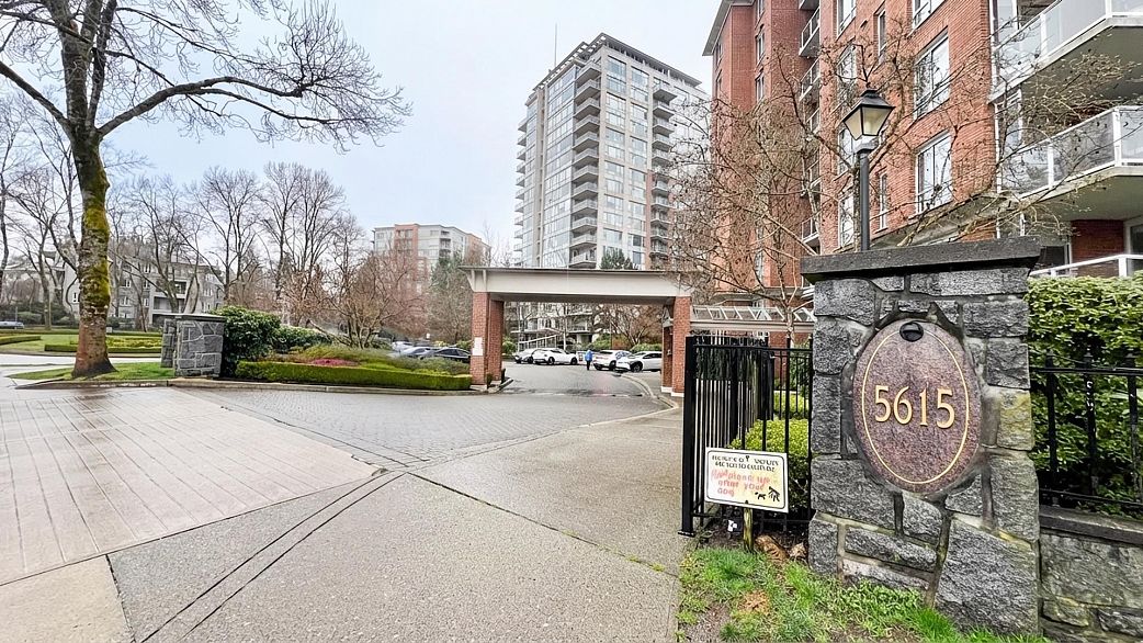 901 5615 Hampton Place