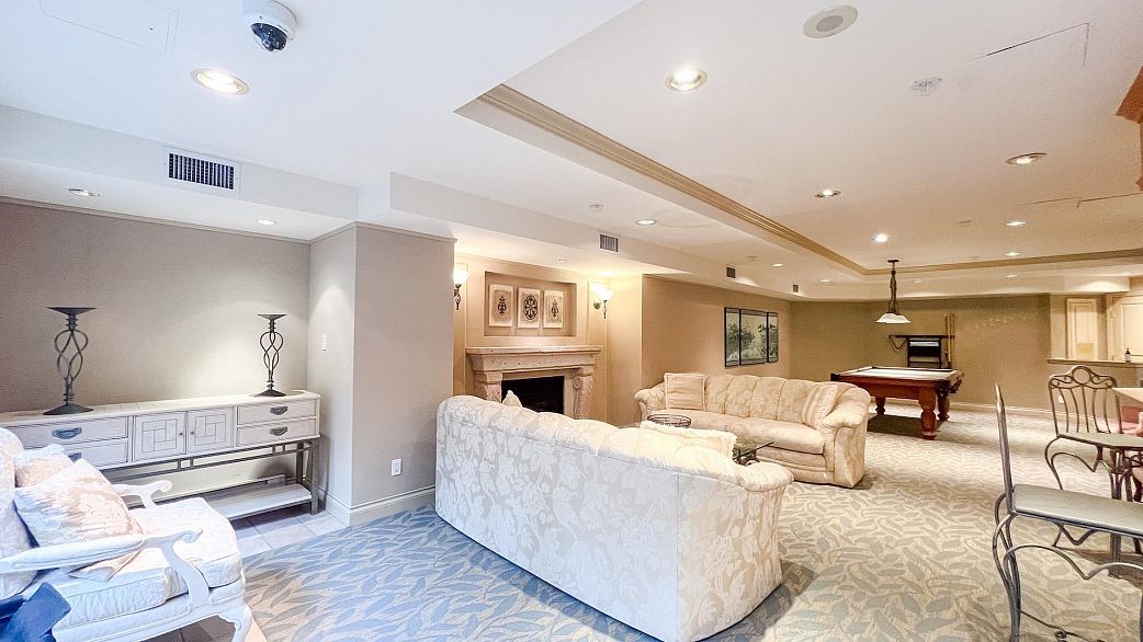 901 5615 Hampton Place