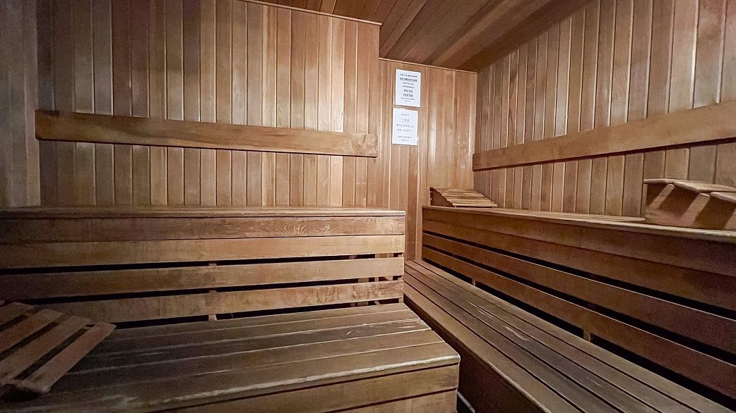 901 5615 Hampton Place