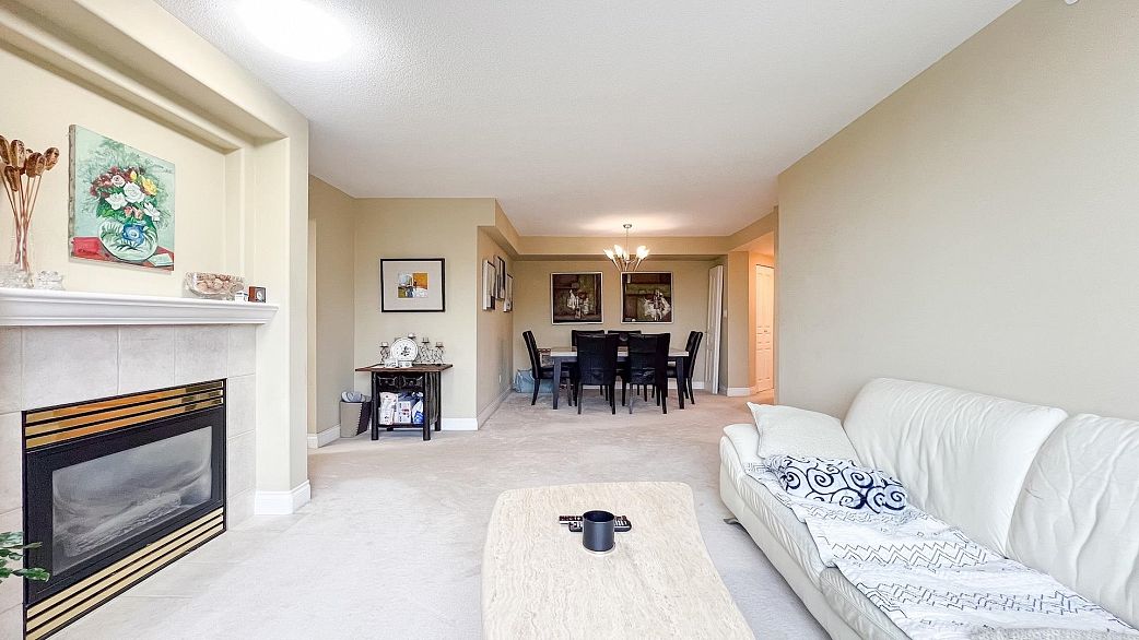 901 5615 Hampton Place