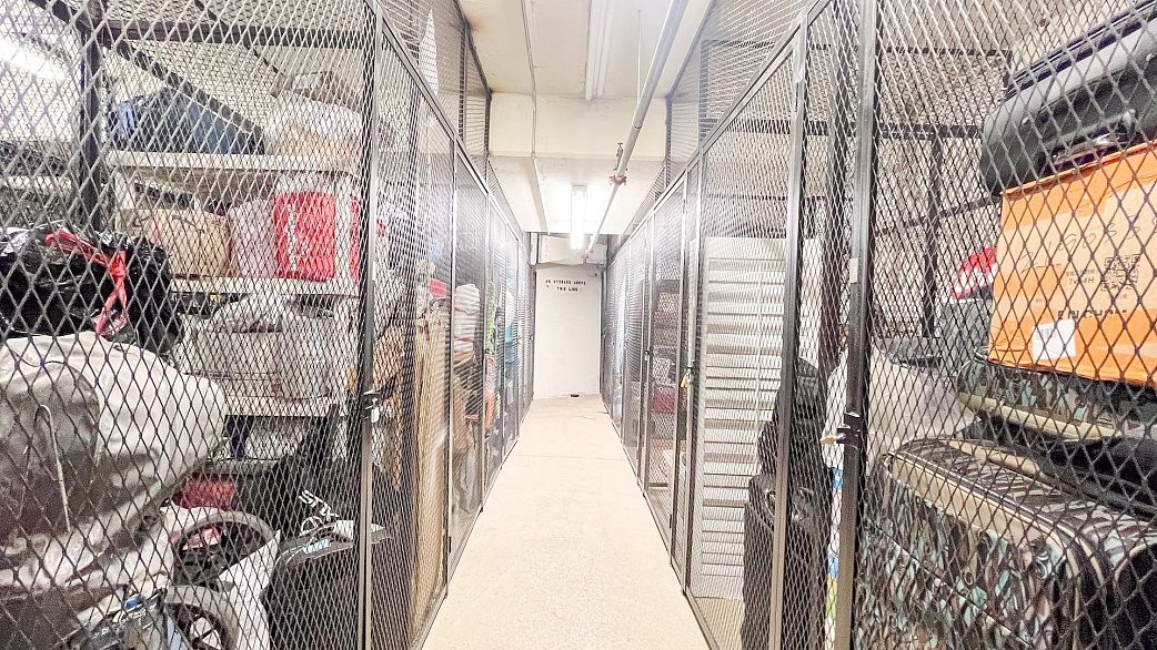 901 5615 Hampton Place