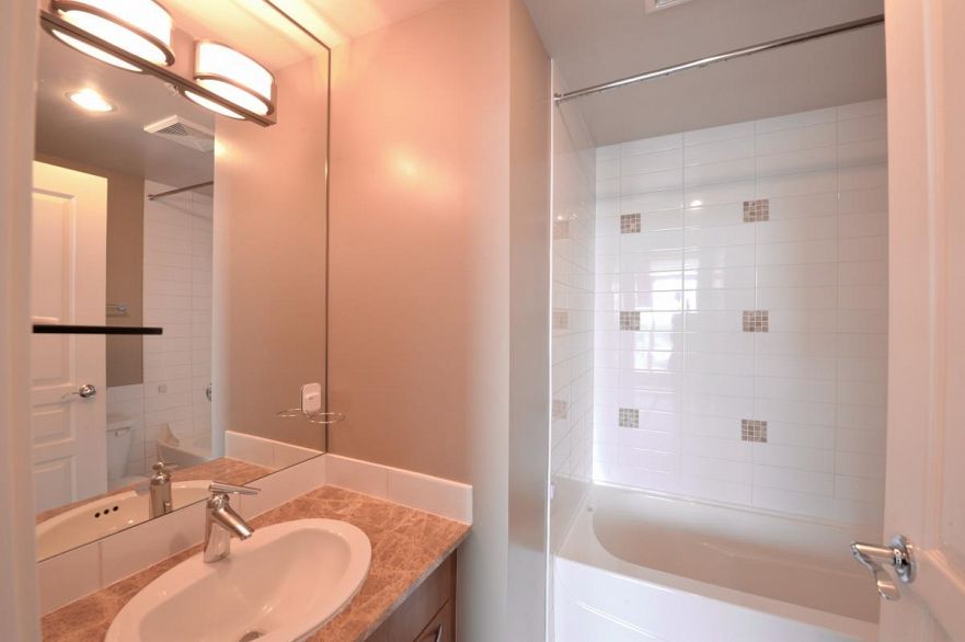 706 4028 KNIGHT STREET, Vancouver BC V5N 5Y8