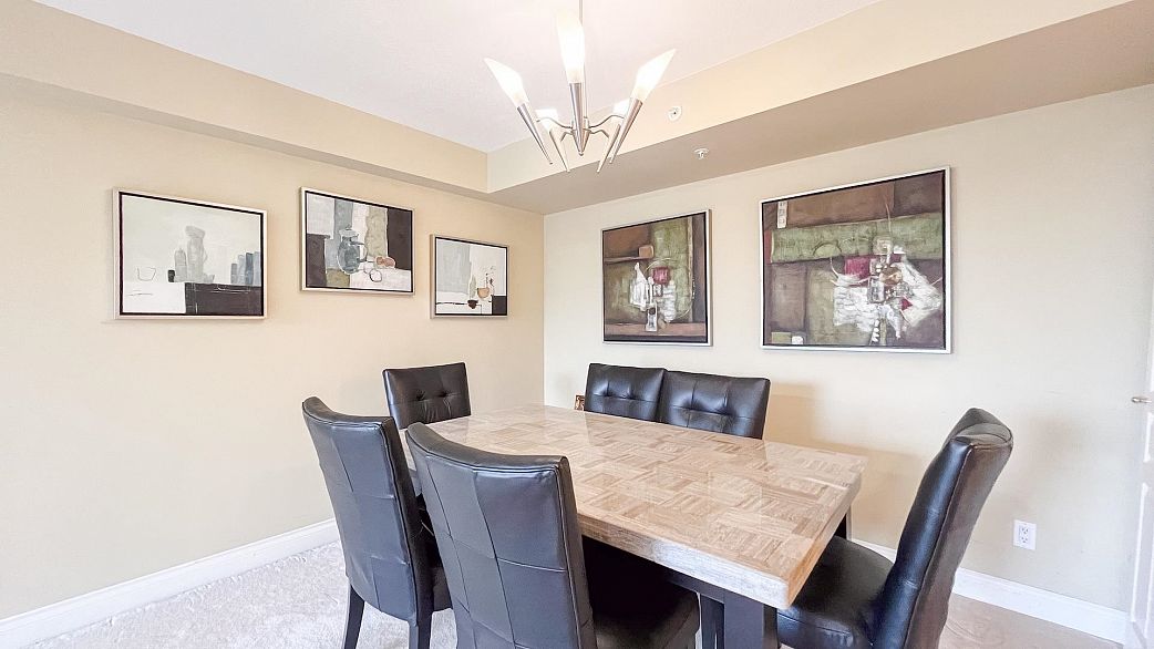 901 5615 Hampton Place