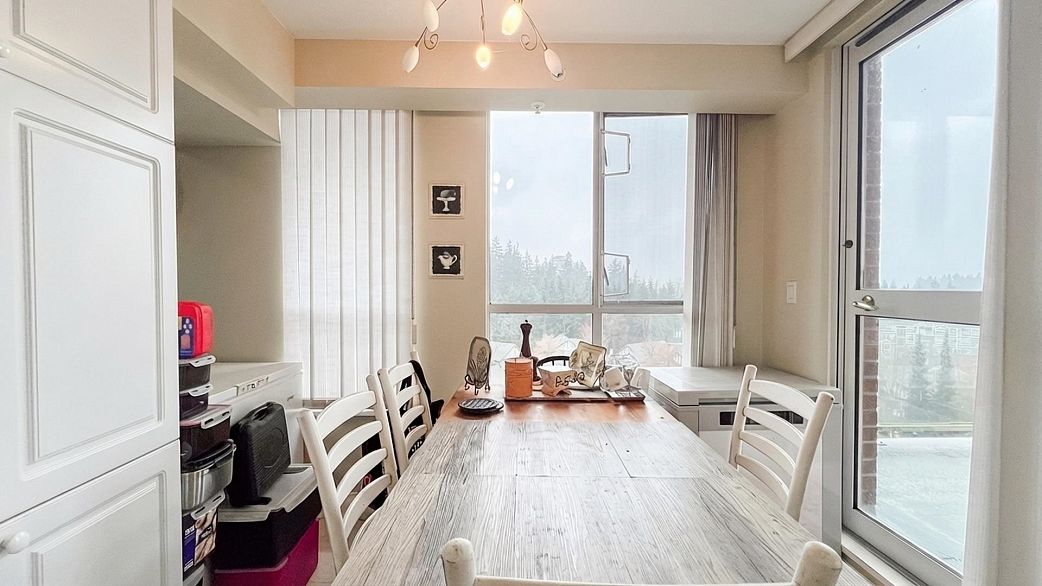 901 5615 Hampton Place