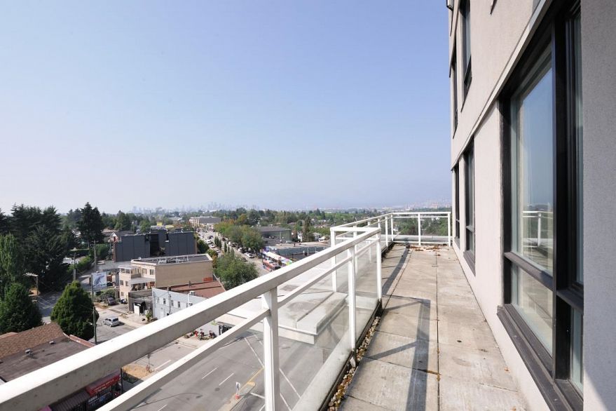 706 4028 KNIGHT STREET, Vancouver BC V5N 5Y8