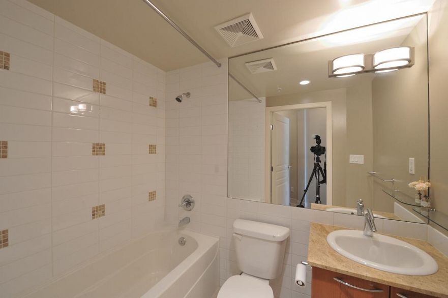 706 4028 KNIGHT STREET, Vancouver BC V5N 5Y8