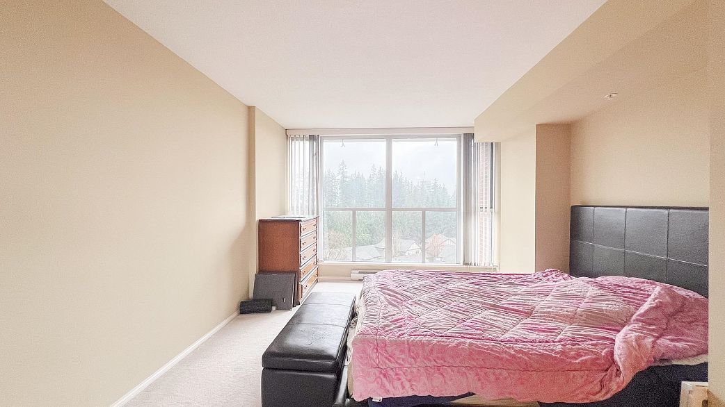 901 5615 Hampton Place