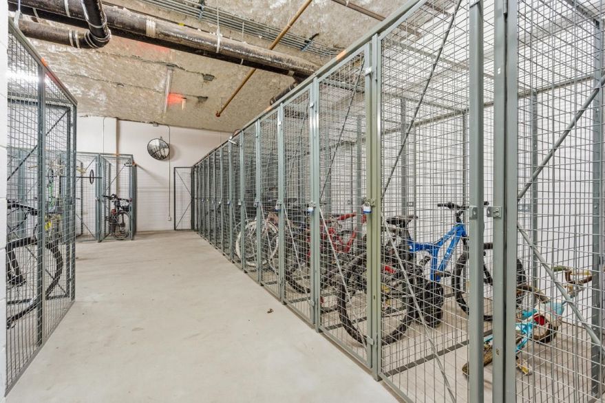 319 4818 Eldorado Mews